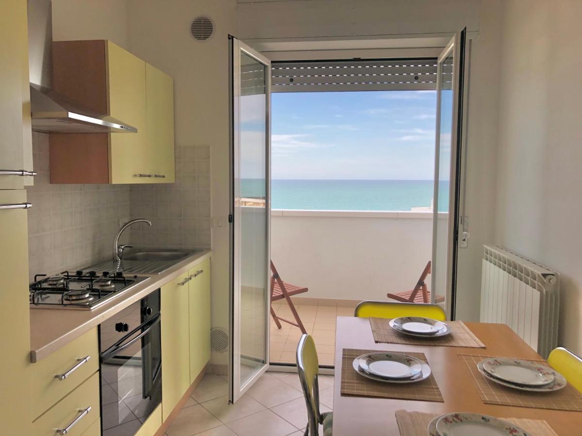 Punto Di Osservazione Lido di Fermo Exteriör bild