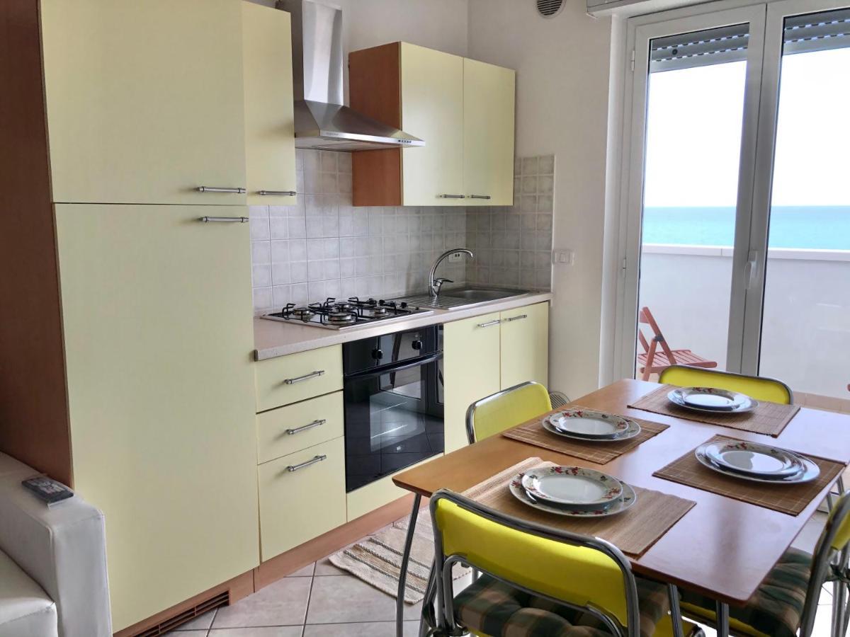 Punto Di Osservazione Lido di Fermo Exteriör bild