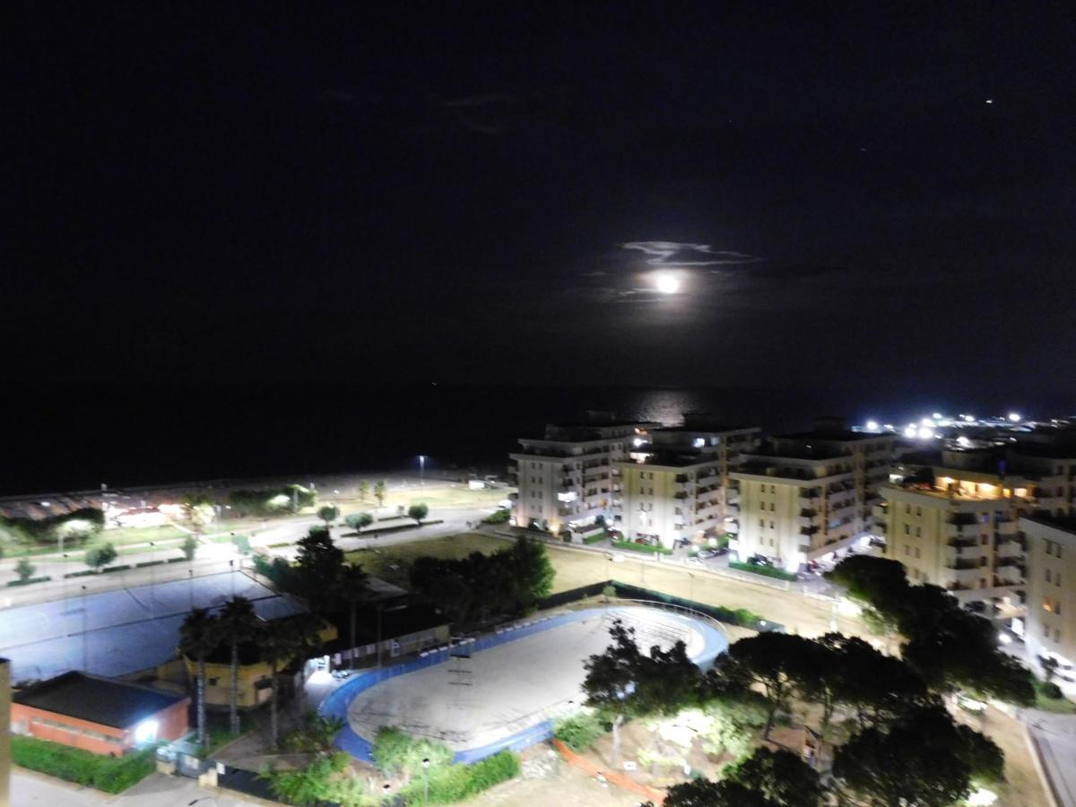 Punto Di Osservazione Lido di Fermo Exteriör bild