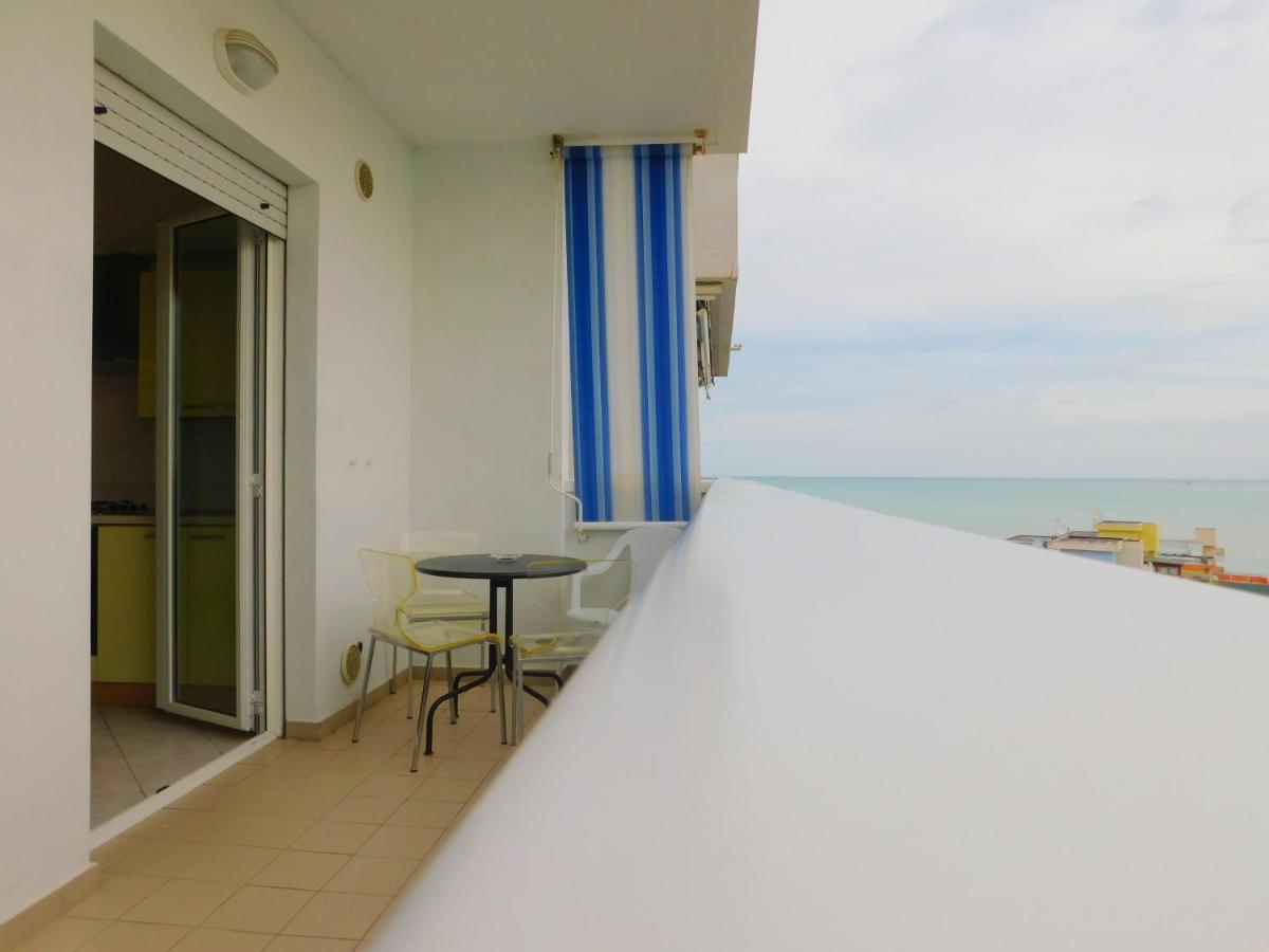 Punto Di Osservazione Lido di Fermo Exteriör bild