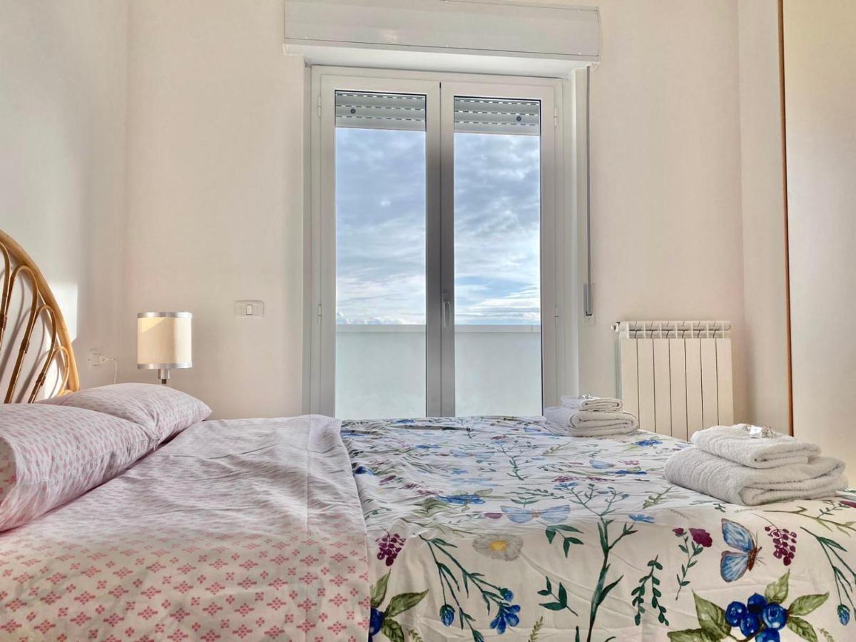 Punto Di Osservazione Lido di Fermo Exteriör bild